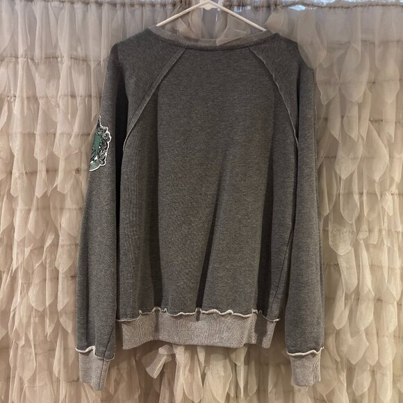 The Wizarding World of Harry Potter Slytherin Sweatshirt - Size Medium - Picture 4 of 6